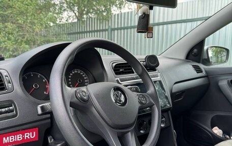 Volkswagen Polo VI (EU Market), 2015 год, 1 200 000 рублей, 15 фотография