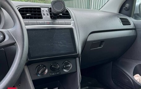 Volkswagen Polo VI (EU Market), 2015 год, 1 200 000 рублей, 14 фотография