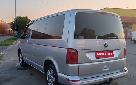 Volkswagen Caravelle T6 рестайлинг, 2018 год, 3 350 000 рублей, 3 фотография