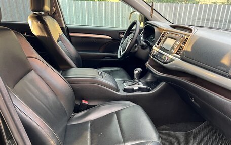 Toyota Highlander III, 2014 год, 3 600 000 рублей, 7 фотография