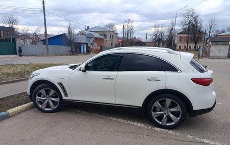 Infiniti FX II, 2011 год, 1 850 000 рублей, 2 фотография