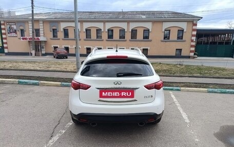 Infiniti FX II, 2011 год, 1 850 000 рублей, 4 фотография
