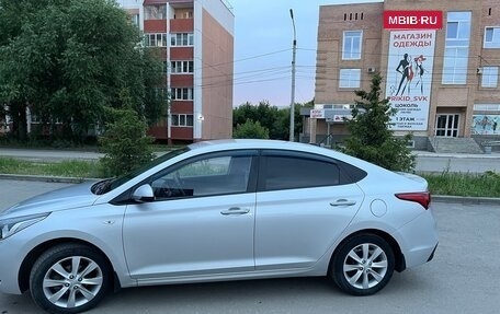 Hyundai Solaris II рестайлинг, 2017 год, 1 290 000 рублей, 12 фотография