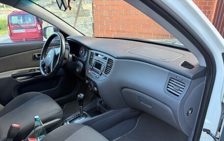 KIA Rio II, 2011 год, 750 000 рублей, 11 фотография
