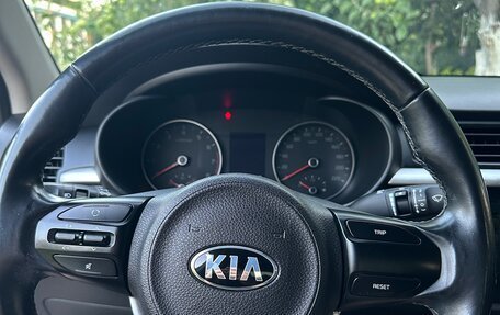 KIA Rio IV, 2017 год, 980 000 рублей, 10 фотография