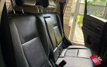 Mitsubishi Outlander III рестайлинг 3, 2015 год, 2 000 020 рублей, 19 фотография