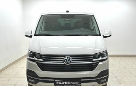 Volkswagen Multivan T6 рестайлинг, 2020 год, 6 650 000 рублей, 2 фотография