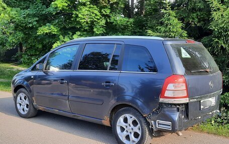 Opel Zafira B, 2008 год, 450 000 рублей, 18 фотография
