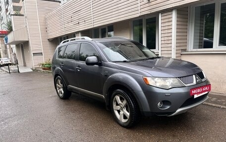 Mitsubishi Outlander III рестайлинг 3, 2007 год, 1 130 000 рублей, 4 фотография