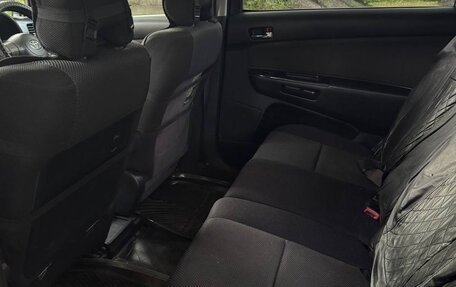 Toyota Wish II, 2004 год, 650 000 рублей, 7 фотография