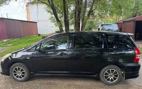 Toyota Wish II, 2004 год, 650 000 рублей, 5 фотография