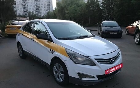 Hyundai Solaris II рестайлинг, 2014 год, 450 000 рублей, 2 фотография