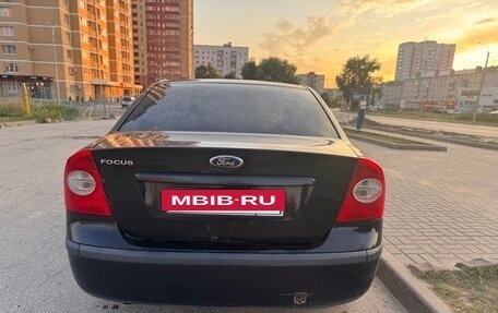 Ford Focus II рестайлинг, 2005 год, 320 000 рублей, 5 фотография