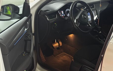 Skoda Octavia, 2017 год, 1 580 000 рублей, 9 фотография