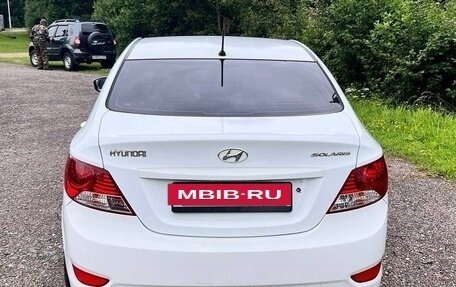 Hyundai Solaris II рестайлинг, 2011 год, 675 000 рублей, 5 фотография