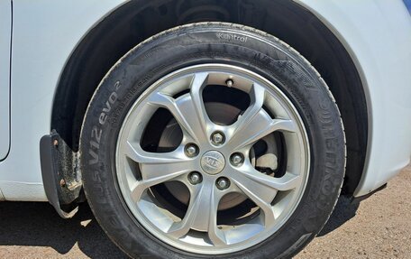 KIA Venga I, 2013 год, 949 000 рублей, 22 фотография