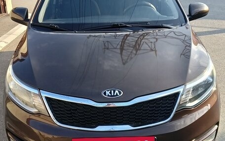 KIA Rio III рестайлинг, 2016 год, 820 000 рублей, 2 фотография