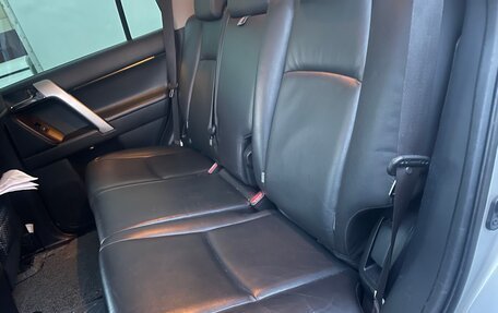 Toyota Land Cruiser Prado 150 рестайлинг 2, 2013 год, 4 180 000 рублей, 5 фотография