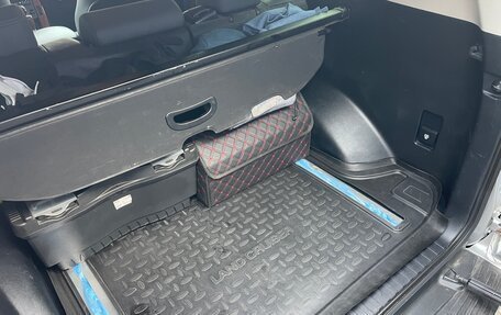 Toyota Land Cruiser Prado 150 рестайлинг 2, 2013 год, 4 180 000 рублей, 12 фотография