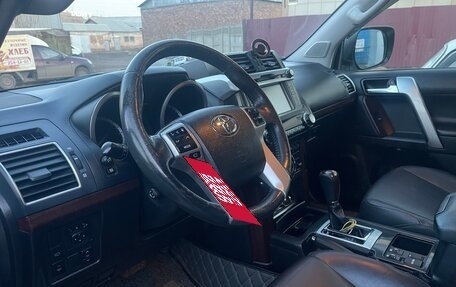Toyota Land Cruiser Prado 150 рестайлинг 2, 2013 год, 4 180 000 рублей, 3 фотография