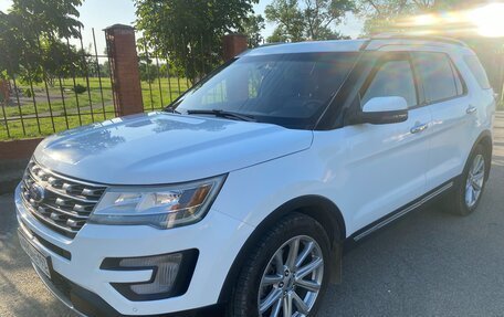 Ford Explorer VI, 2017 год, 2 600 000 рублей, 1 фотография