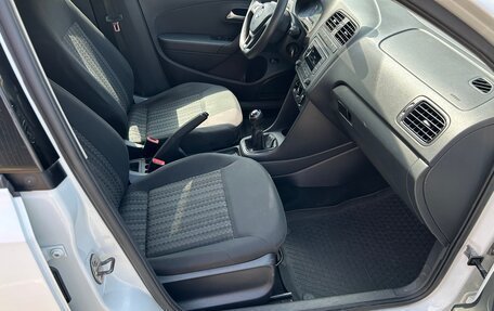 Volkswagen Polo VI (EU Market), 2017 год, 745 000 рублей, 7 фотография