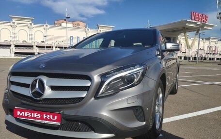 Mercedes-Benz GLA, 2016 год, 1 850 000 рублей, 2 фотография