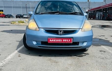 Honda Fit III, 2002 год, 335 000 рублей, 1 фотография
