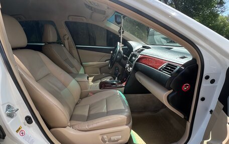 Toyota Camry, 2014 год, 1 530 000 рублей, 12 фотография