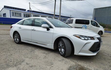Toyota Avalon, 2022 год, 3 000 000 рублей, 4 фотография