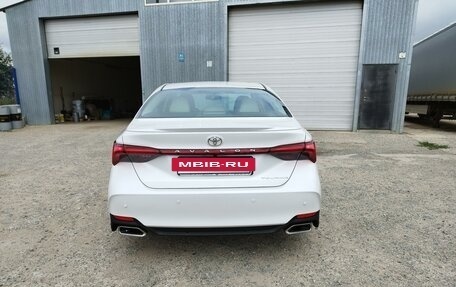 Toyota Avalon, 2022 год, 3 000 000 рублей, 6 фотография