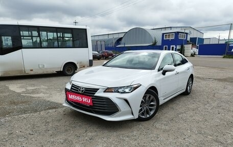 Toyota Avalon, 2022 год, 3 000 000 рублей, 2 фотография