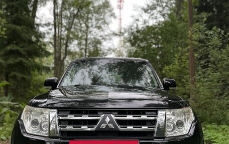 Mitsubishi Pajero IV, 2013 год, 2 150 000 рублей, 2 фотография