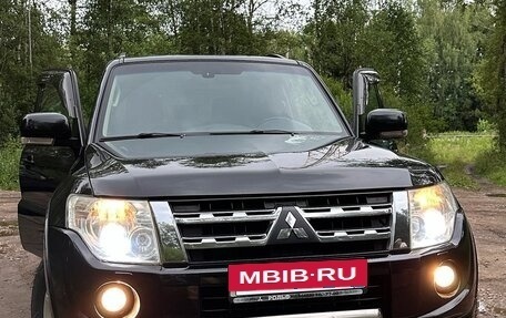 Mitsubishi Pajero IV, 2013 год, 2 150 000 рублей, 5 фотография