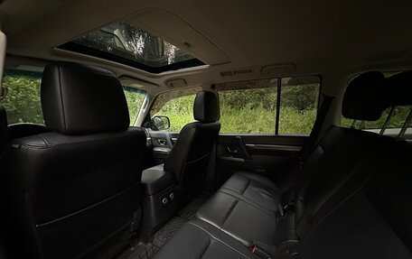 Mitsubishi Pajero IV, 2013 год, 2 150 000 рублей, 17 фотография