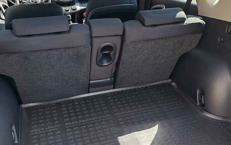 Toyota RAV4, 2011 год, 2 300 000 рублей, 10 фотография