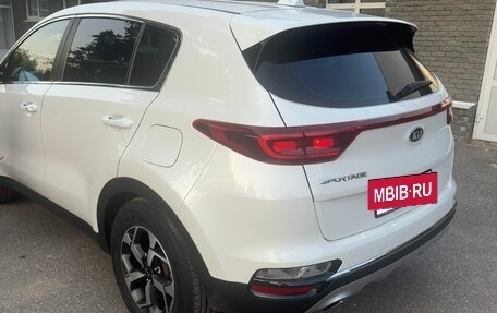 KIA Sportage IV рестайлинг, 2020 год, 2 750 000 рублей, 3 фотография