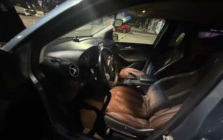 Mercedes-Benz B-Класс, 2014 год, 800 000 рублей, 4 фотография