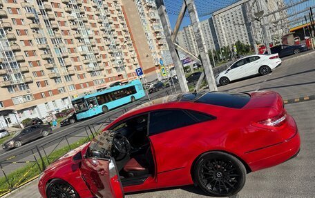 Mercedes-Benz E-Класс, 2010 год, 1 050 000 рублей, 10 фотография