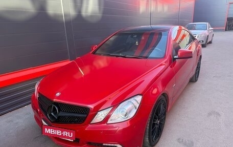 Mercedes-Benz E-Класс, 2010 год, 1 050 000 рублей, 14 фотография