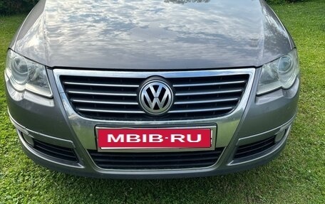 Volkswagen Passat B6, 2008 год, 600 000 рублей, 2 фотография