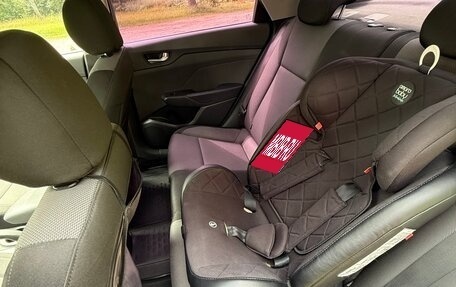 Hyundai Solaris II рестайлинг, 2018 год, 1 200 000 рублей, 8 фотография