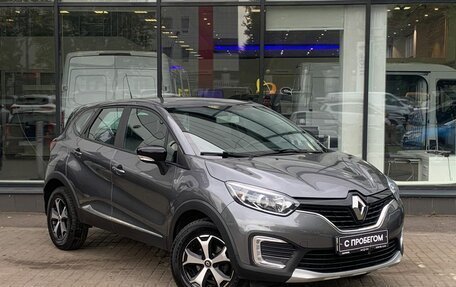Renault Kaptur I рестайлинг, 2018 год, 1 680 000 рублей, 3 фотография