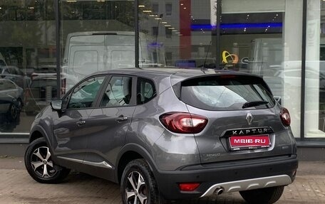 Renault Kaptur I рестайлинг, 2018 год, 1 680 000 рублей, 6 фотография