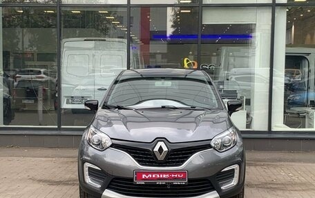 Renault Kaptur I рестайлинг, 2018 год, 1 680 000 рублей, 2 фотография