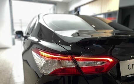 Toyota Camry, 2021 год, 3 450 000 рублей, 10 фотография