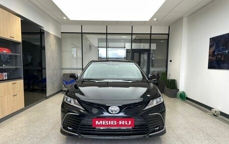 Toyota Camry, 2021 год, 3 450 000 рублей, 4 фотография
