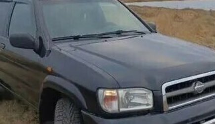 Nissan Pathfinder, 1999 год, 580 000 рублей, 1 фотография