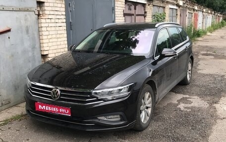 Volkswagen Passat B8 рестайлинг, 2020 год, 2 650 000 рублей, 1 фотография