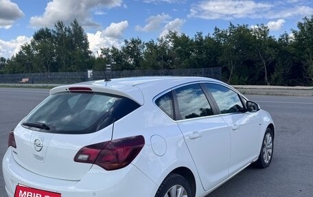 Opel Astra J, 2012 год, 850 000 рублей, 5 фотография